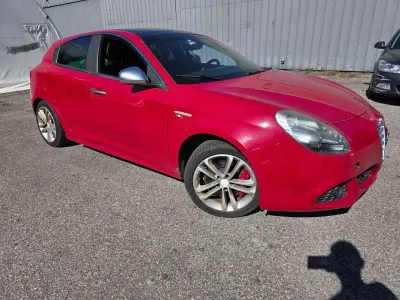 Usata Alfa Romeo Giulietta 136 CV (100 kW) 2013 Rosso Utilitaria