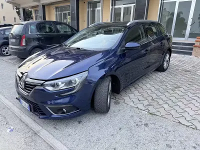 Usata Renault Mégane GrandTour 110 CV (80 kW) 2018 Nero Station wagon