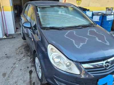Usata Opel Corsa 2008 Blu Utilitaria