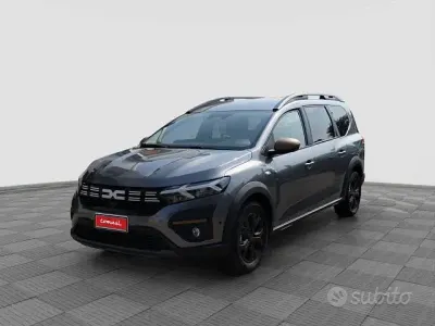 Usata Dacia Jogger Extreme 101 CV (74 kW) 2026 Grigio Monovolume