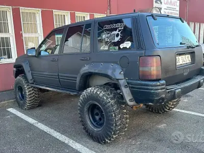 Usata Jeep Grand Cherokee 241 CV (177 kW) 1997 Nero SUV