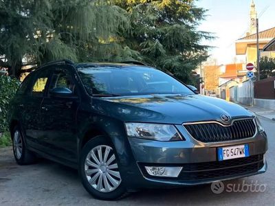 Usata Skoda Octavia 90 CV (66 kW) 2017 Verde Station wagon