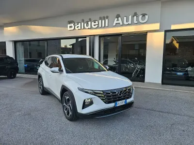 Usata Hyundai Tucson 230 CV (169 kW) 2022 Bianco pastello SUV