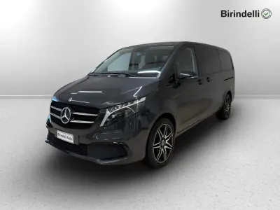 Usata Mercedes V300 Exclusive 237 CV (174 kW) 2023 Grigio Monovolume