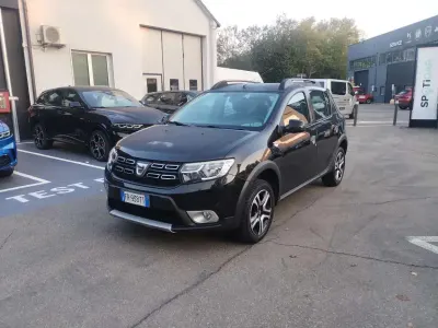 Usata Dacia Sandero 90 CV (66 kW) 2018 Nero Utilitaria