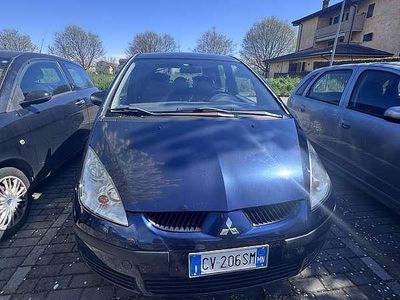 Usata Mitsubishi Colt 75 CV (55 kW) 2004 Blu Utilitaria