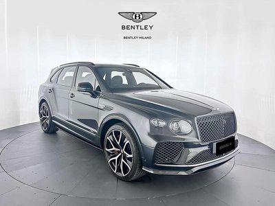 Nuova Bentley Bentayga 549 CV (403 kW) 2026 Grigio SUV