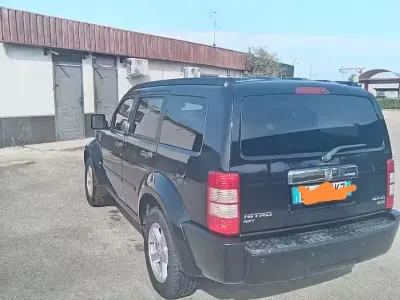 Usata Dodge Nitro 177 CV (130 kW) 2007 Nero SUV