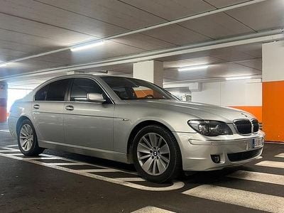 Begagnad BMW 730 245 HK (180 kW) 2007 Grå Sedan