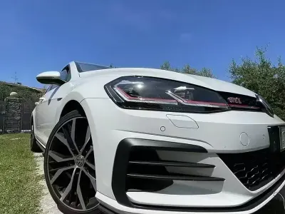 Usata VW Golf VIII GTI 245 CV (180 kW) 2024 Bianco Berlina