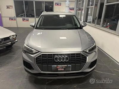 Begagnad Audi Q3 Business 150 HK (110 kW) 2022 Grå SUV