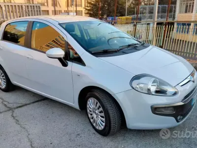 Usata Fiat Punto Evo 75 CV (55 kW) 2010 Grigio Utilitaria