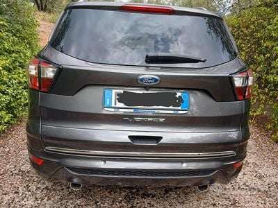 Usata Ford Kuga Vignale 150 CV (110 kW) 2019 Grigio SUV