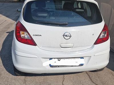 Usata Opel Corsa 2012 Bianco Utilitaria