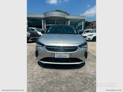 Usata Opel Corsa GS Line 102 CV (75 kW) 2022 Grigio Utilitaria