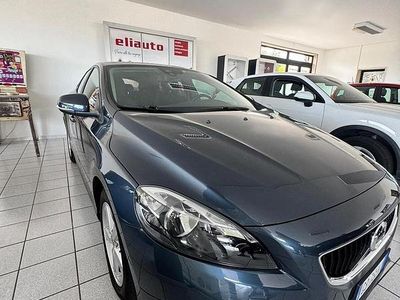 Usata Volvo V40 Kinetic 2017 Blu Berlina