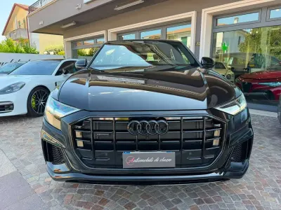 Usata Audi Q8 S-Line 286 CV (210 kW) 2022 Nero SUV