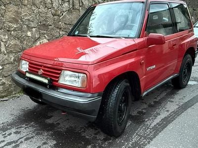 Usata Suzuki Vitara 75 CV (55 kW) 1992 Rosso SUV