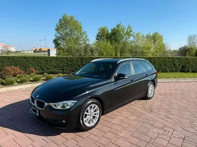 Usata BMW 318 143 CV (105 kW) 2016 Nero Station wagon