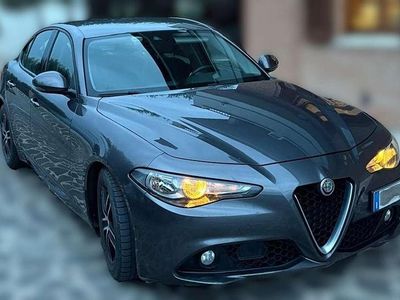 Usata Alfa Romeo Giulia Super 150 CV (110 kW) 2016 Berlina