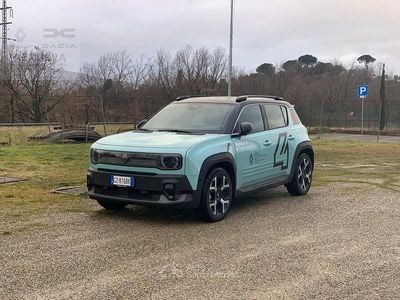 Usata Renault R4 Komfort 106 CV (77 kW) 2025 Blu/azzurro Berlina