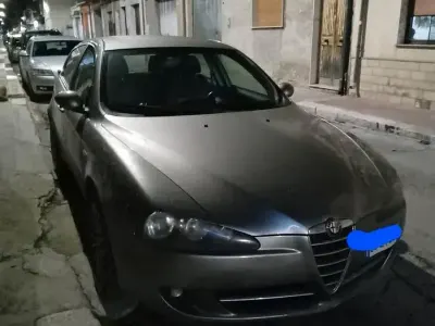 Usata Alfa Romeo 147 116 CV (85 kW) 2007 Utilitaria