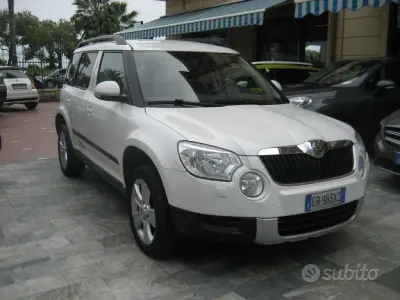 Usata Skoda Yeti Adventure 105 CV (77 kW) 2010 Bianco SUV