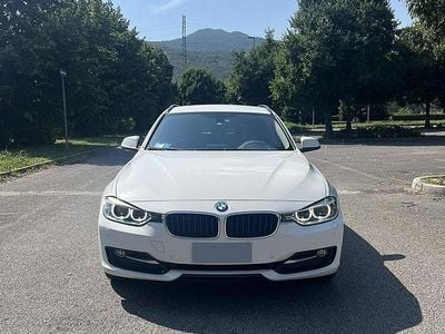 Usata BMW 320 Sport Line 184 CV (135 kW) 2013 Bianco Station wagon