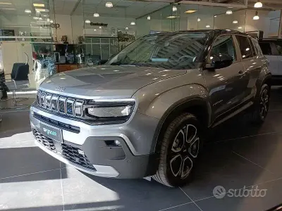 Usata Jeep Avenger EV Summit 61 kW (84 CV) 2024 Grigio SUV