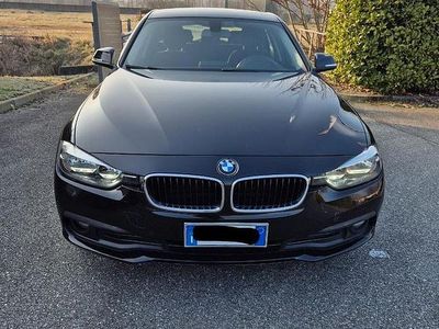 Usata BMW 320 Advantage 190 CV (139 kW) 2015 Nero Station wagon