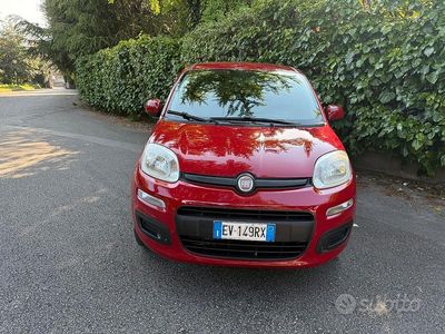Usata Fiat Panda 70 CV (51 kW) 2014 Rosso Utilitaria