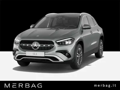 Nouvelle Mercedes GLA180 Advanced 136 ch (100 kW) 2025 Gris SUV