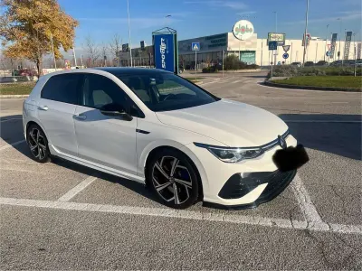 Usata VW Golf VIII R 320 CV (235 kW) 2022 Bianco Berlina