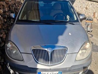 Usata Lancia Ypsilon 80 CV (58 kW) 2005 Utilitaria