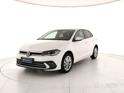 Usata VW Polo Style 95 CV (69 kW) 2023 Bianco Utilitaria