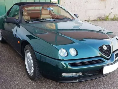 Usata Alfa Romeo Spider Lusso 150 CV (110 kW) 1996 Verde Cabrio