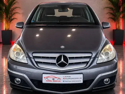 Usata Mercedes B180 116 CV (85 kW) 2010 Marrone Monovolume