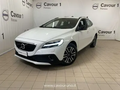Usata Volvo V40 CC Business Edition 120 CV (88 kW) 2018 Bianco Station wagon