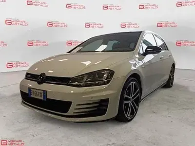 Käytetty VW Golf VII GTD 184 HP (135 kW) 2014 Valkoinen Viistoperä