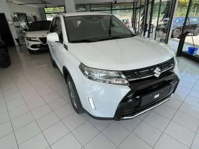 Nuova Suzuki Vitara Cool 110 CV (80 kW) 2026 Bianco SUV