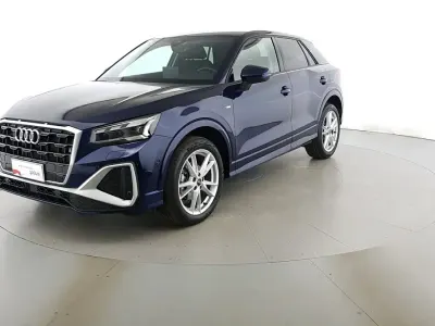Usado Audi Q2 S-Line 150 CV (110 kW) 2025 Azul SUV