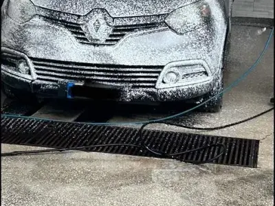 Usata Renault Captur 90 CV (66 kW) 2015 Grigio SUV