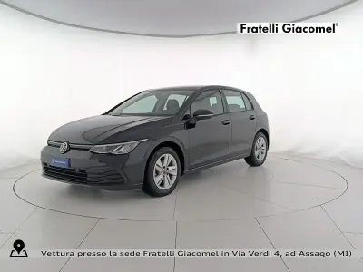 Brugt VW Golf VIII Life 110 HK (80 kW) 2021 Sort Sedan