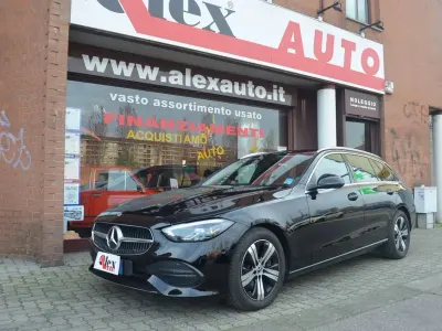 Usata Mercedes C200 Advanced 163 CV (119 kW) 2025 Nero Station wagon