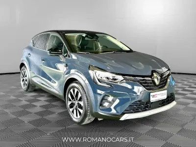 Usata Renault Captur Techno 90 CV (66 kW) 2023 Grigio SUV