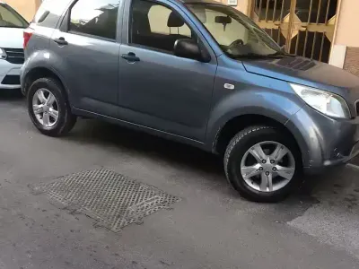 Usata Daihatsu Terios 86 CV (63 kW) 2008 Grigio SUV