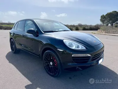 Usata Porsche Cayenne Platinum Edition 245 CV (180 kW) 2014 Nero SUV