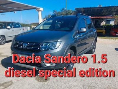 Gebraucht Dacia Sandero 90 PS (66 kW) 2018 Grün Limousine