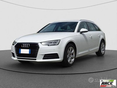 Begagnad Audi A4 Business 150 HK (110 kW) 2019 Vit Kombi