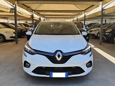 Usata Renault Clio V Business 101 CV (74 kW) 2022 Bianco Berlina